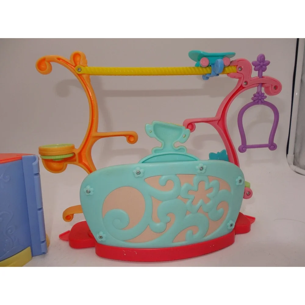 Littlest Pet Shop Tricks N Talents Show and Nooks Bakery Playset Lot